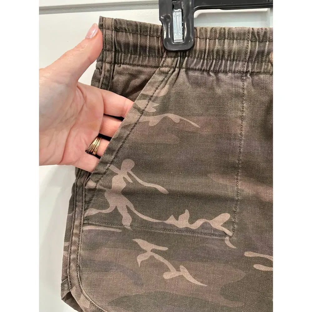 Level 99 Camouflage Brown Women's Shorts - Picture 3 of 6